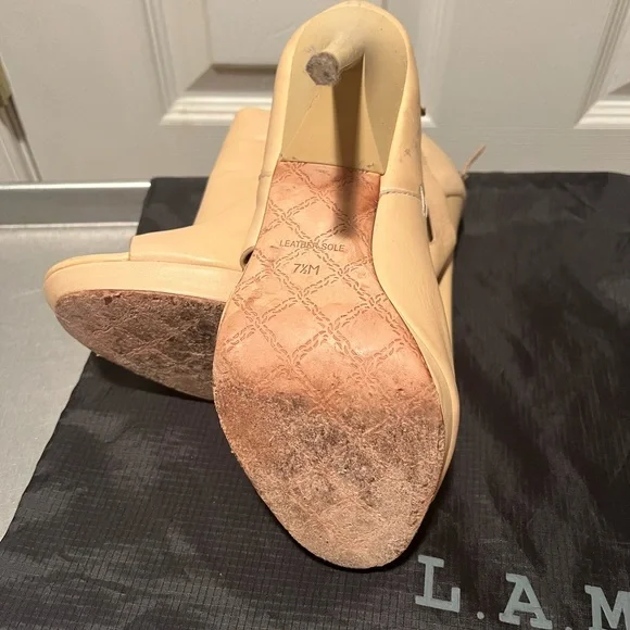 Lamb heel! 71/2 - Picture 4 of 11